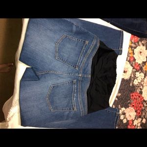 Maternity skinny jeans